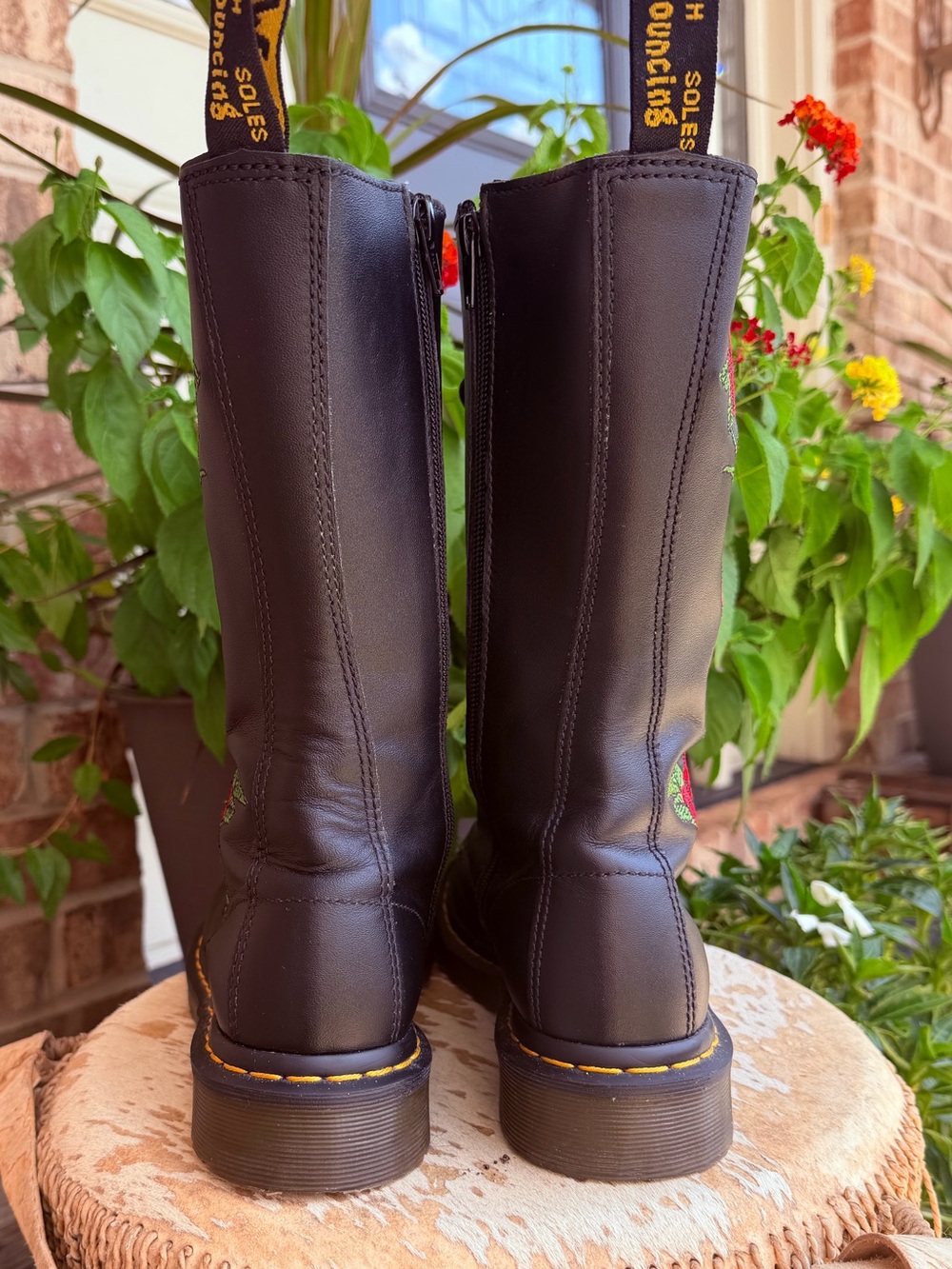 Doc Marten 1914 Vonda Mono Embroidered Rose Floral 14 Eye Black Red Combat Boots - Picture 8 of 16